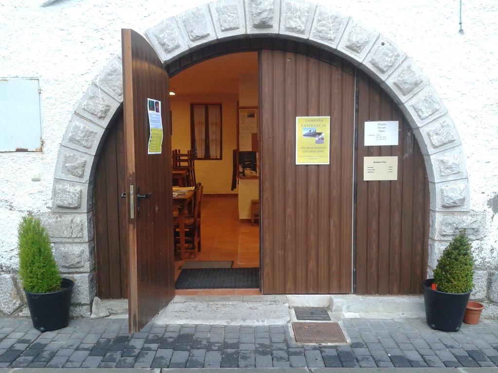 Albergue De Canfranc Estacion Eksteriør bilde